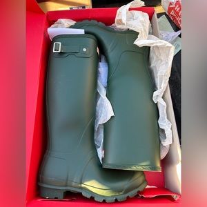 Brand new Hunter Boots Size 7